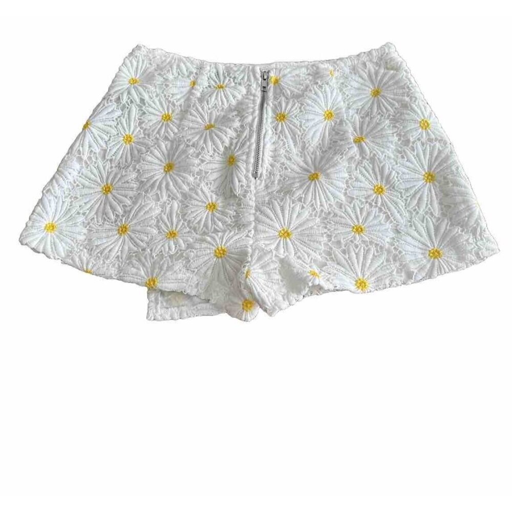 Forever 21 Floral Crochet Lace White Zip Faux Wrap Skirt Skort Size Small - Picture 4 of 10